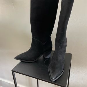 Sam Edelman “LEAHLA” suede heeled boot in Black. Size: 6M. Never worn.